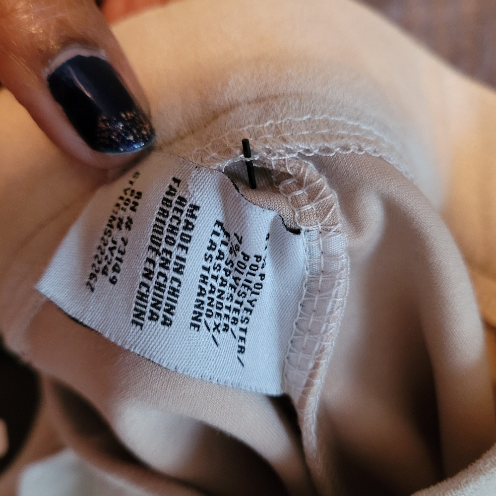 One 5 One cream suede skirt - Picture 5 of 7